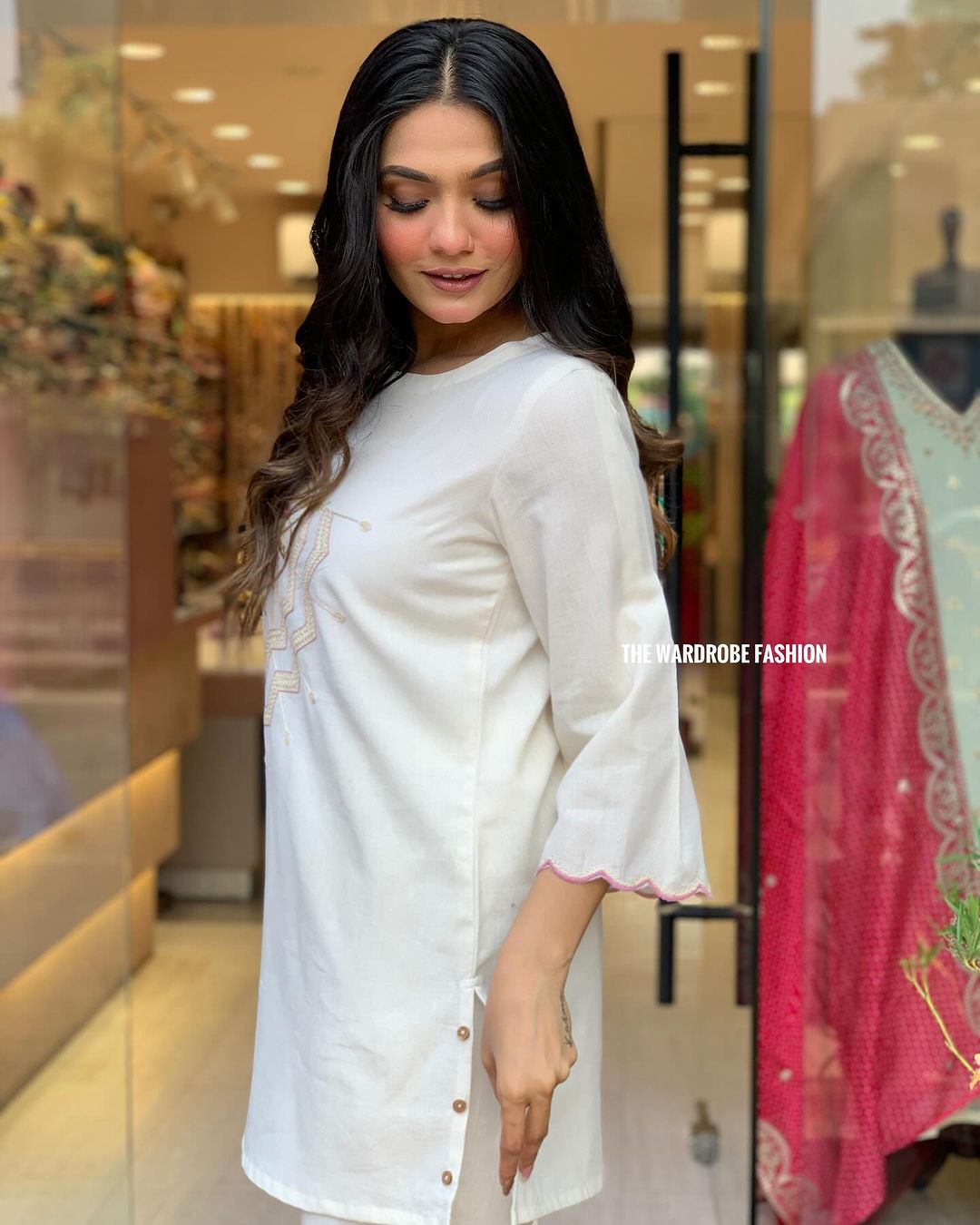 Elegant Off-White Embroidered Kurta Set with Straight Pants